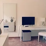 La Peonia 3*